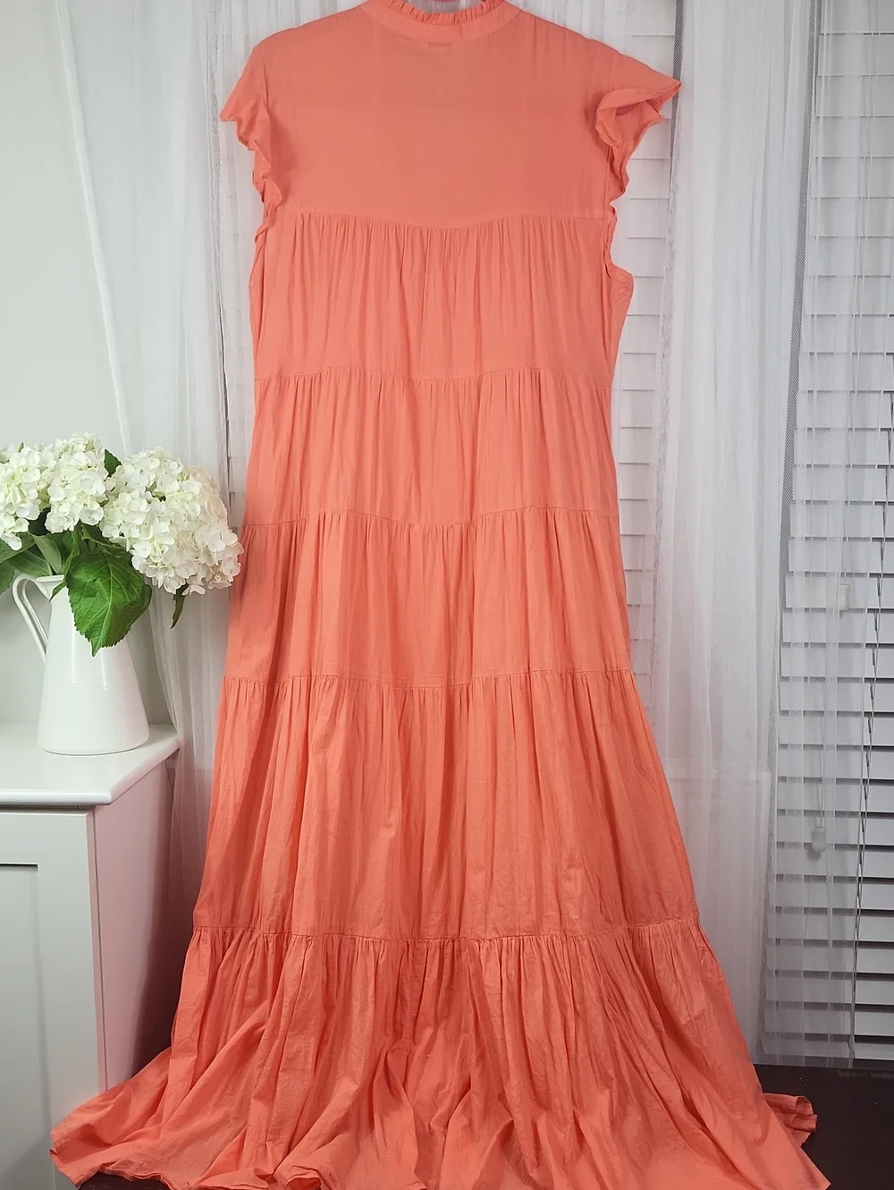 Sundance Coral Ruffled V-Neck Dress. Size M